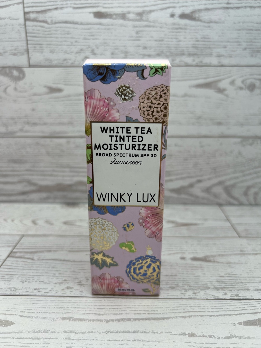 WINKY LUX White Tea Tinted Moisturizer SPF 30 FAIR exp. 10/27